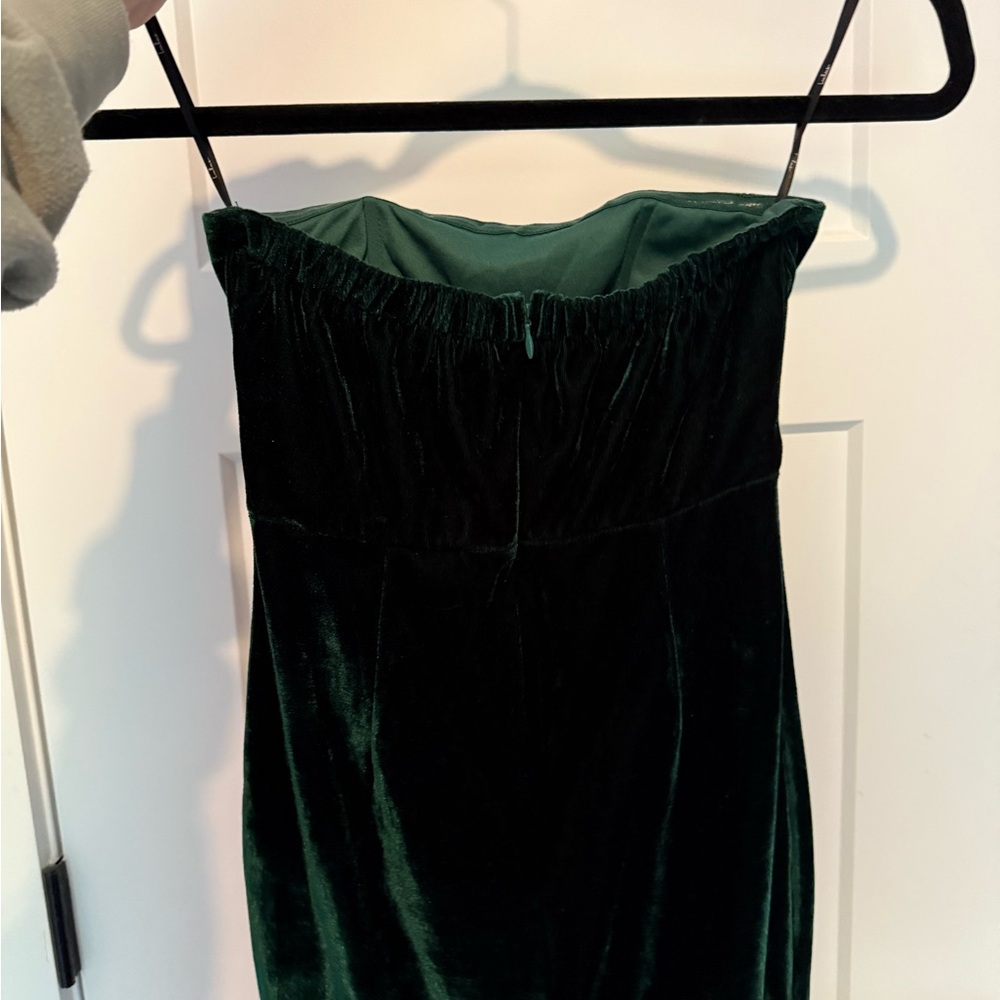 Lulu's Strapless Dark Green Velvet Dress